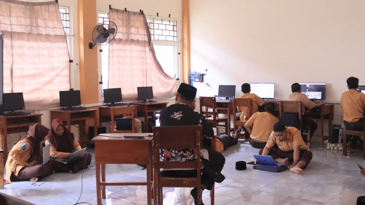 Kembali Menulis, Kembali Menginspirasi: Semangat Jurnalistik Siswa XI DKV Bangkit